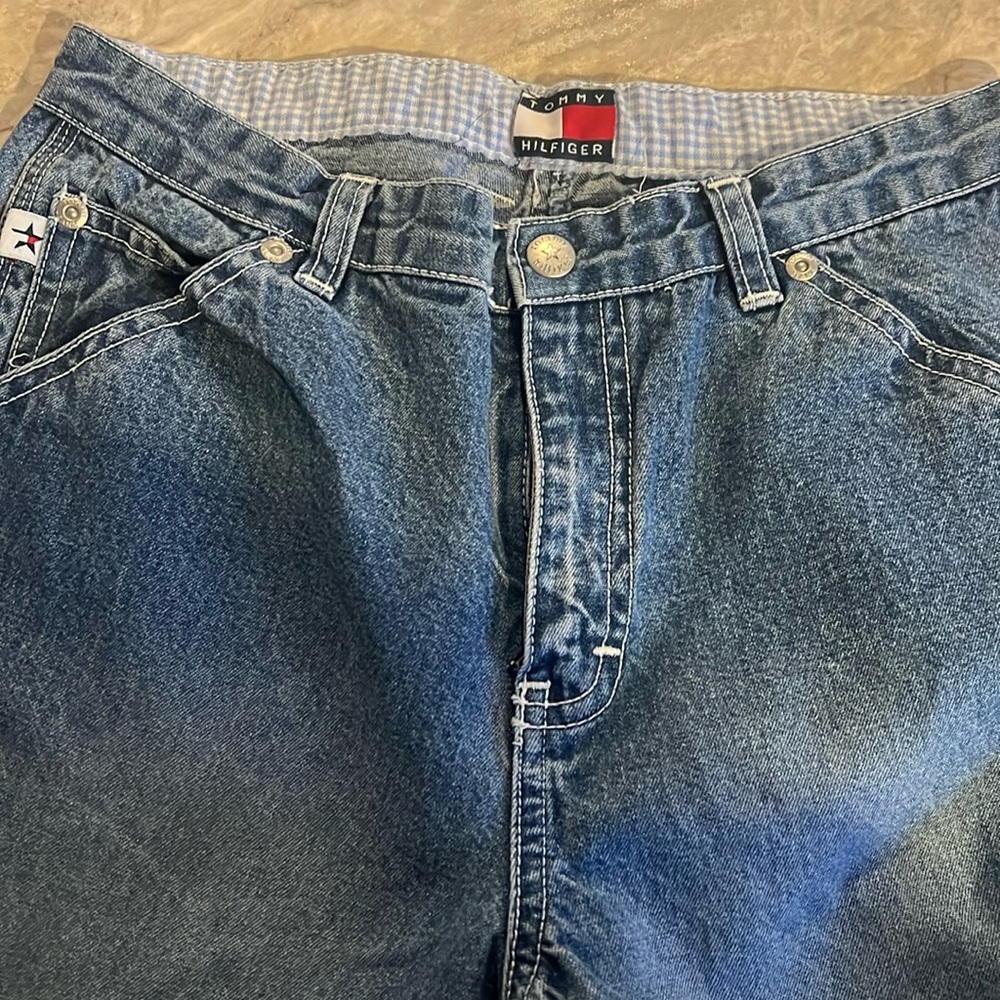 Tommy Hilfiger